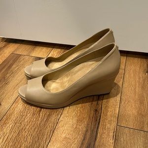 Naturalizer wedge heels